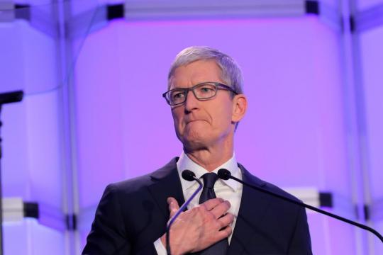Apple, Walmart, IBM CEOs join White House advisory panel