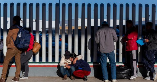 Trump Plans National Emergency to Build Border Wall as Senate Passes Spending Bill