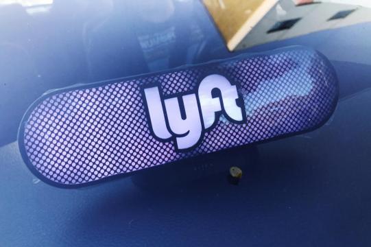 Lyft to woo investors with fast U.S. growth in IPO race with Uber