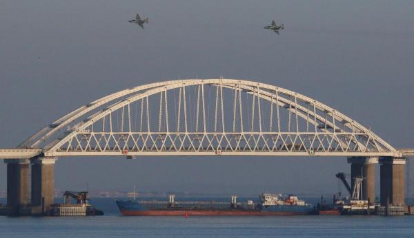 EU to blacklist eight Russians over Azov Sea stand-off: sources