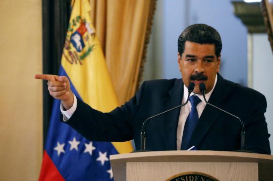 Maduro pede às Forças Armadas plano de mobilização na fronteira com a Colômbia