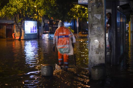 Precisamos de velórios para sermos solidários?