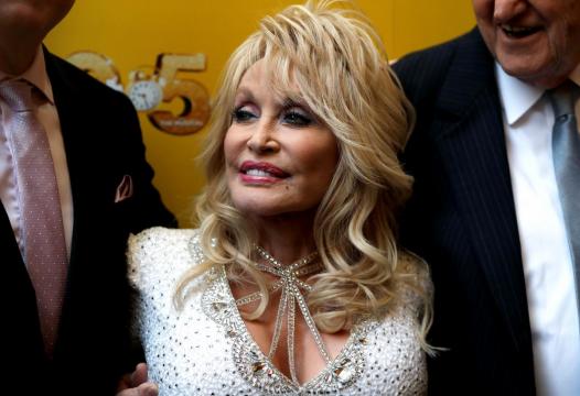 Sexism still an issue, says Parton, as '9 to 5 the Musical' opens