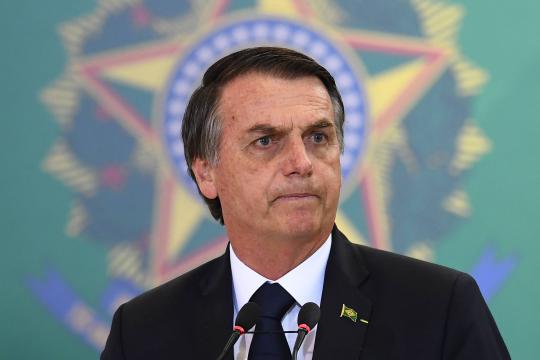 Bolsonaro deve levar pessoalmente texto da Previdência ao Congresso