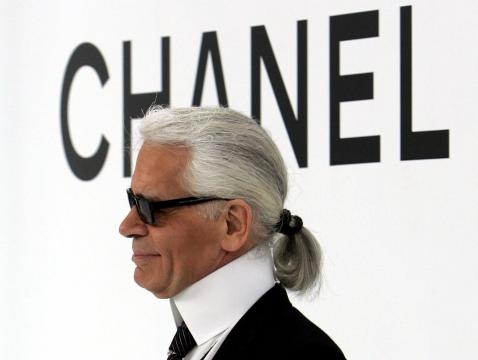 Haute-couture designer Karl Lagerfeld dies aged 85