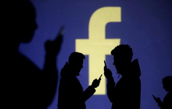 Indian lawmakers summon Facebook officials over citizens' rights protection