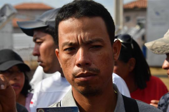 'Não há comida' nos quartéis venezuelanos, diz sargento desertor