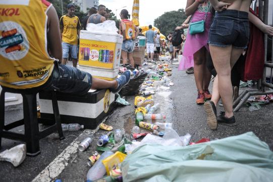 Pequenas atitudes podem contribuir para um Carnaval mais sustentável