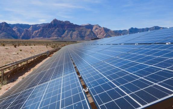 An Arizona Utility Is Betting Big on Energy Storage