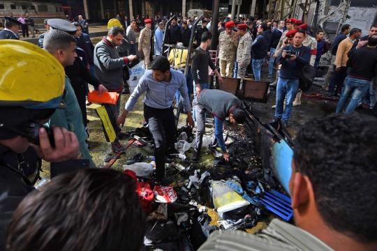 Acidente na principal estação de trem do Cairo deixa ao menos 20 mortos