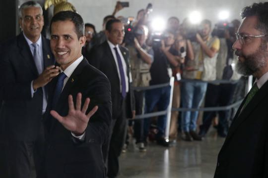'Prisão de Guaidó seria um absurdo completo', afirma chanceler brasileiro