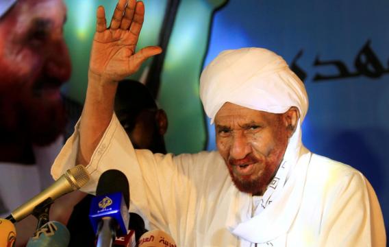 Sudanese opposition party leader calls on Bashir to step down