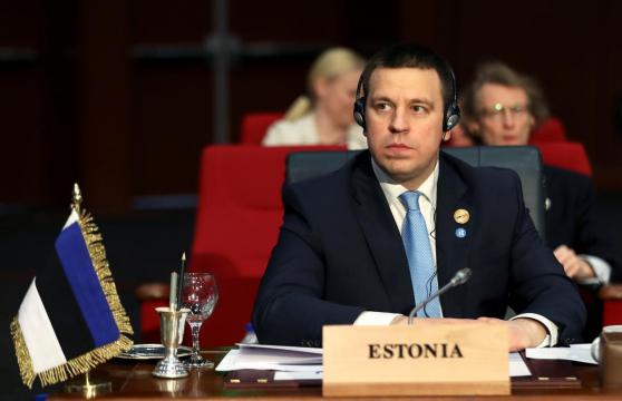 Estonian center-right opposition heads toward election win