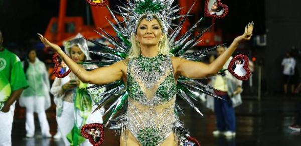 Desfile no Rio de Janeiro | Gonzaguinha de volta