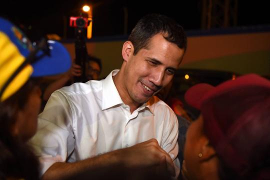Em vídeo, Guaidó diz que retornará para a Venezuela na segunda (4) para liderar manifestações