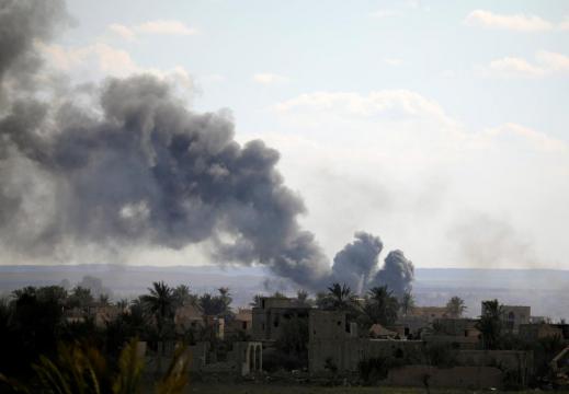 Syria fighters say IS still holds civilians, slowing attack