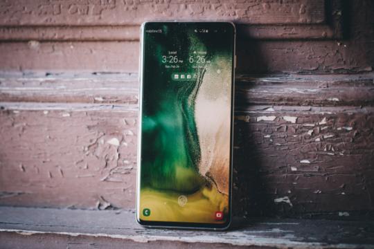 Galaxy S10 takes the ‘best smartphone display’ crown