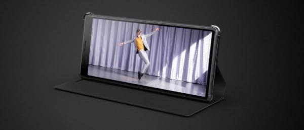 Sony gives you a free case with the Xperia 10 and 10 Plus in Europe