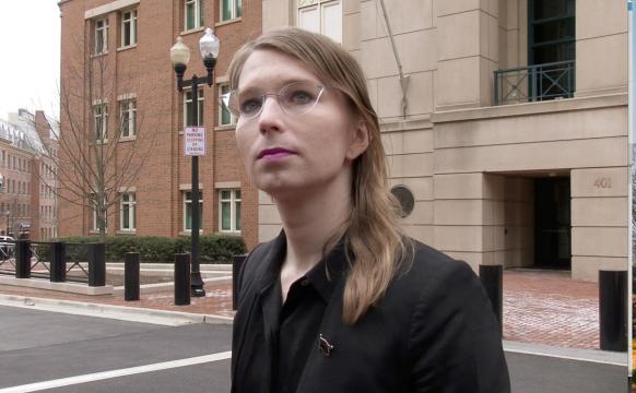 Ex-Army intelligence analyst Manning jailed for defying grand jury subpoena