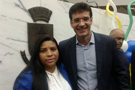 No Brasil, cota parlamentar para mulheres perpetuaria poder masculino