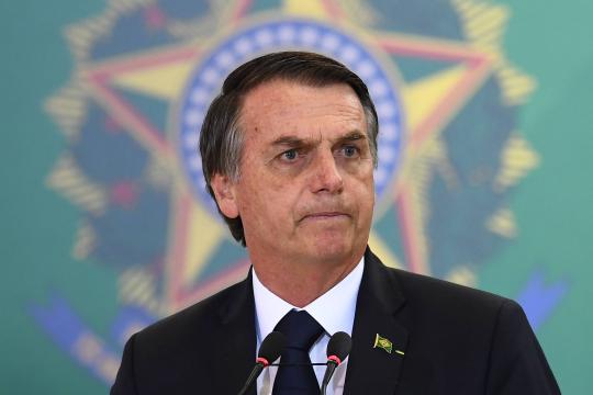 Viagem de Bolsonaro aos EUA terá festa de Bannon e almoço com Trump