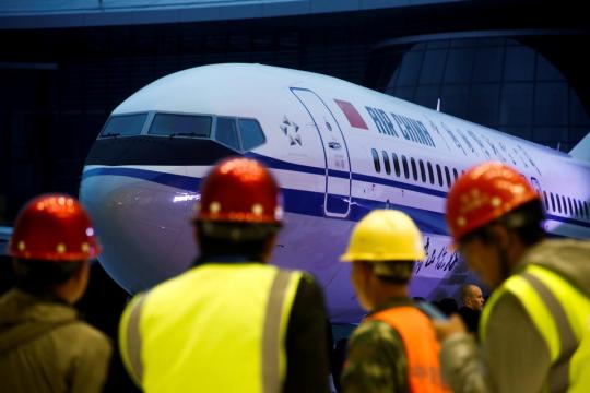 China orders its airlines to suspend use of Boeing 737 MAX aircraft