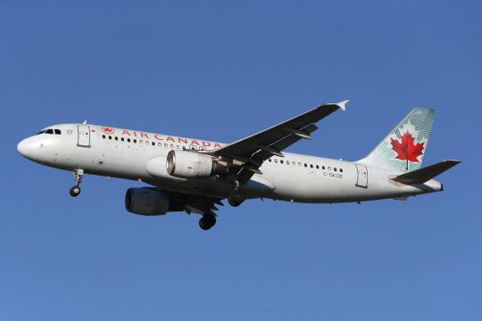 Canadá fecha espaço aéreo ao Boeing 737 MAX e diz que há novos dados sobre acidente