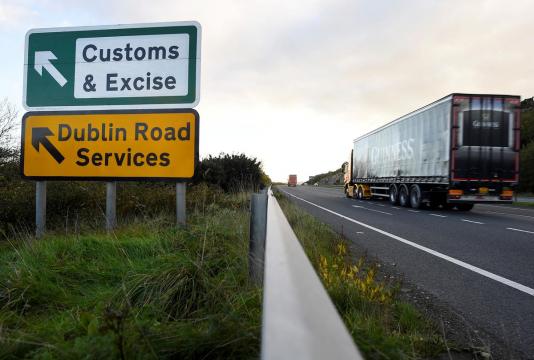 UK would cut tariffs, have no checks on Irish border in no-deal Brexit