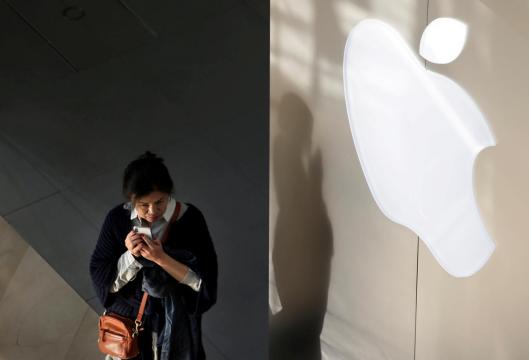 U.S. judge rules Qualcomm owes Apple nearly $1 billion rebate payment