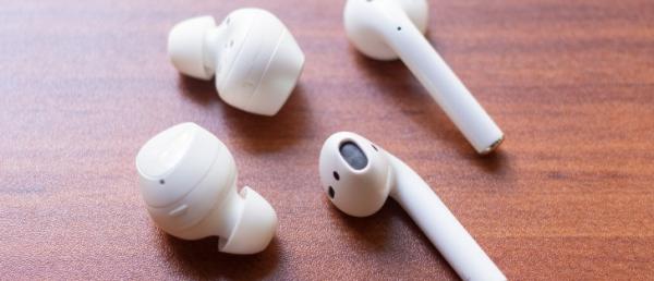 Samsung Galaxy Buds vs Apple AirPods