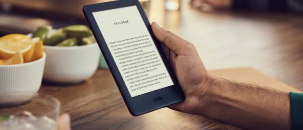 Amazon updates base model Kindle with an illuminated display
