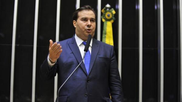Reforma da Previdência | Não uso internet para agredir ninguém, diz Maia para Bolsonaro