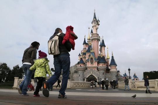 Alarme falso gera confusão em parque da Disney na França