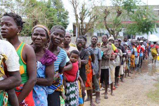 Moçambique tem 128 mil pessoas em abrigos improvisados e corre risco de epidemias