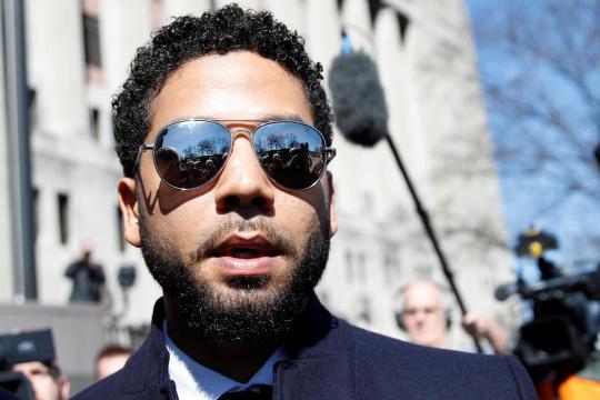 Jussie Smollett hoax charge dropped by Chicago prosecutors, prompting mayor's rebuke
