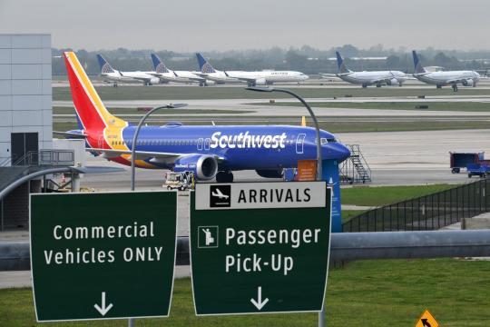 Southwest 737 MAX makes emergency landing, says computer system not to blame