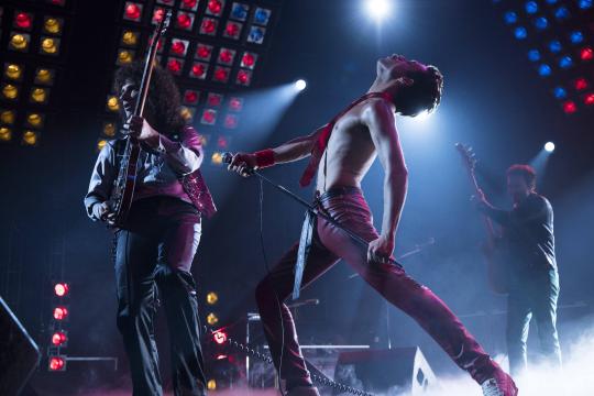 China censura trechos de filme sobre Freddie Mercury