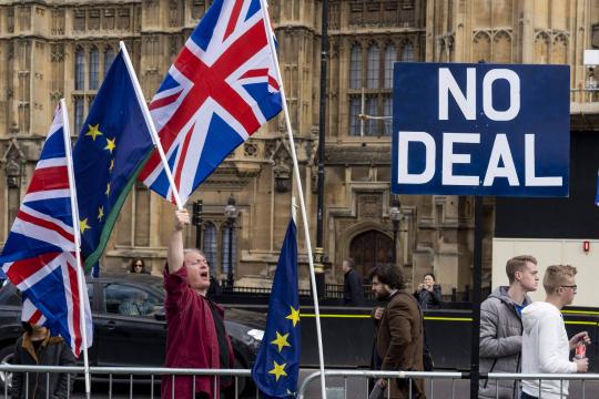 Parlamento britânico decide futuro do brexit; entenda a votação