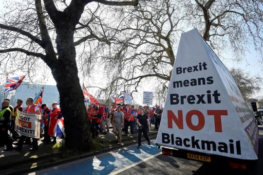 Angry over Brexit delay, 'Leave' supporters march through London