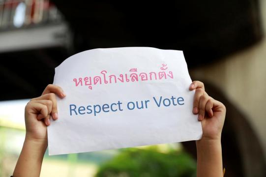 Thai activists protest against commission after chaotic poll