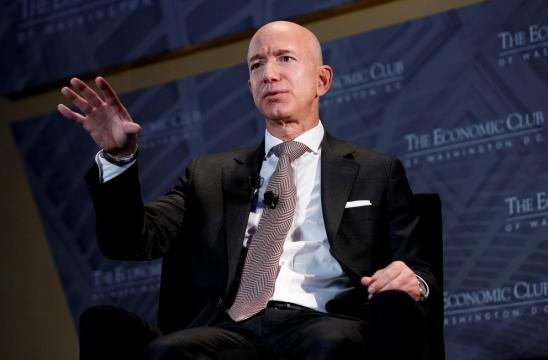 National Enquirer: Bezos' girlfriend's brother 'single source' for reports