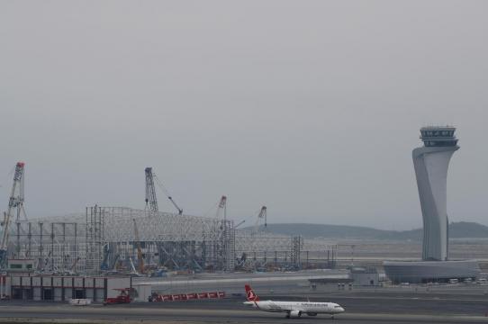 Last flight leaves Ataturk as Istanbul switches airports