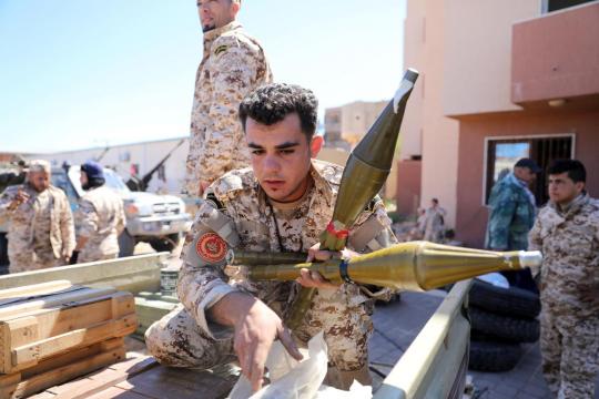 Battle rages for Libya's capital, airport bombed