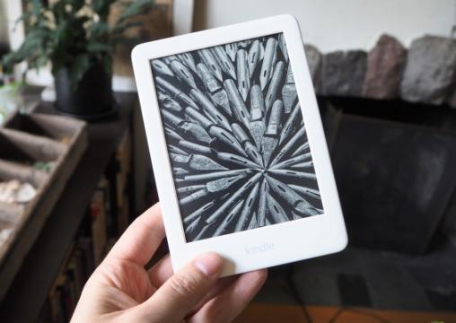 Amazon’s entry-level 2019 Kindle is let down by a sub-par display