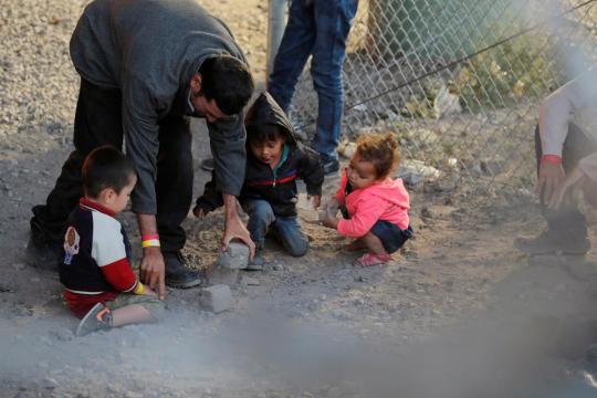 Pentagon to find places to potentially house up to 5,000 unaccompanied migrant children