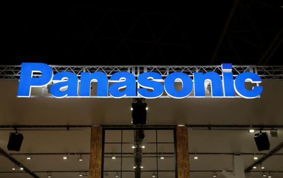 Panasonic says reviewing further investment in Tesla Gigafactory