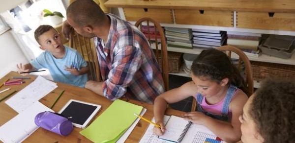 Projeto encaminhado ao Congresso | Ensino domiciliar terá provão e exigirá projeto pedagógico para os pais