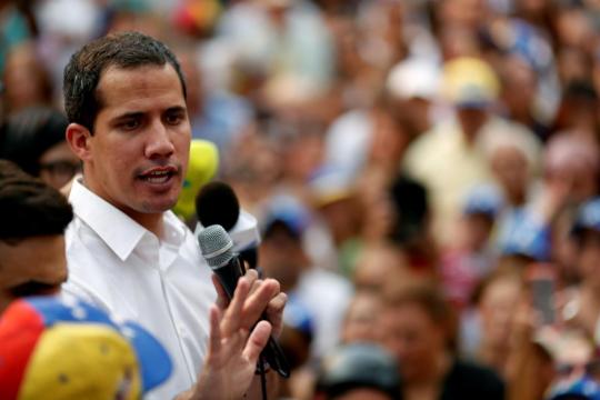 Two Venezuela central bank employees arrested after meeting Guaido: lawyer