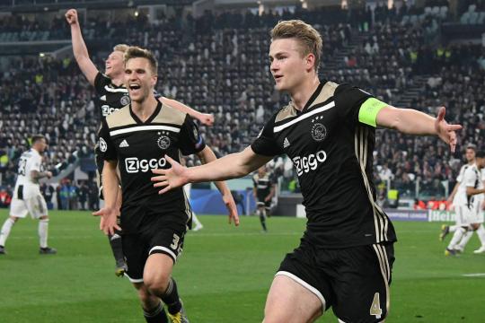 Com 1/4 do orçamento da Juventus, Ajax elimina italianos da Champions