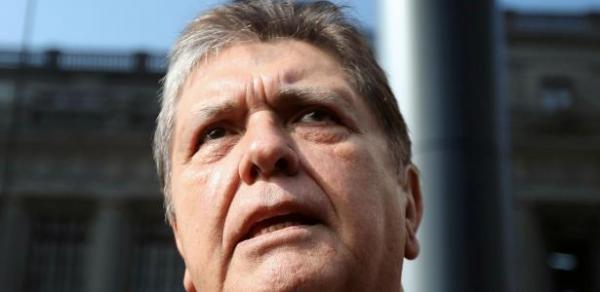 Está em estado crítico | Ex-presidente do Peru tenta suicídio antes de ser preso por caso Odebrecht